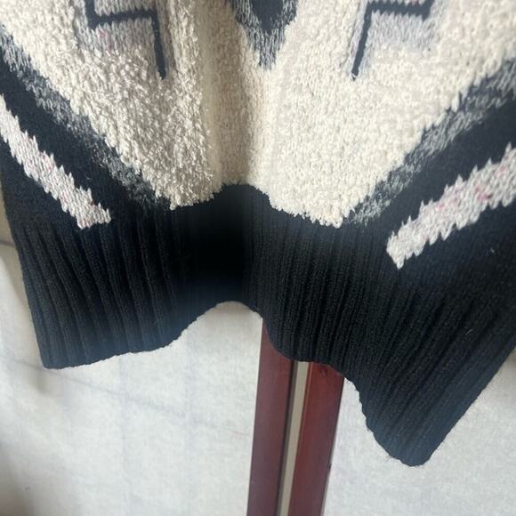 TOPSHOP AZTEC ROCK&ROL V NECK SWEATER SIZE 6 - Picture 3 of 11